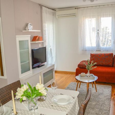 Apartment Sopta Макарска Екстериор снимка