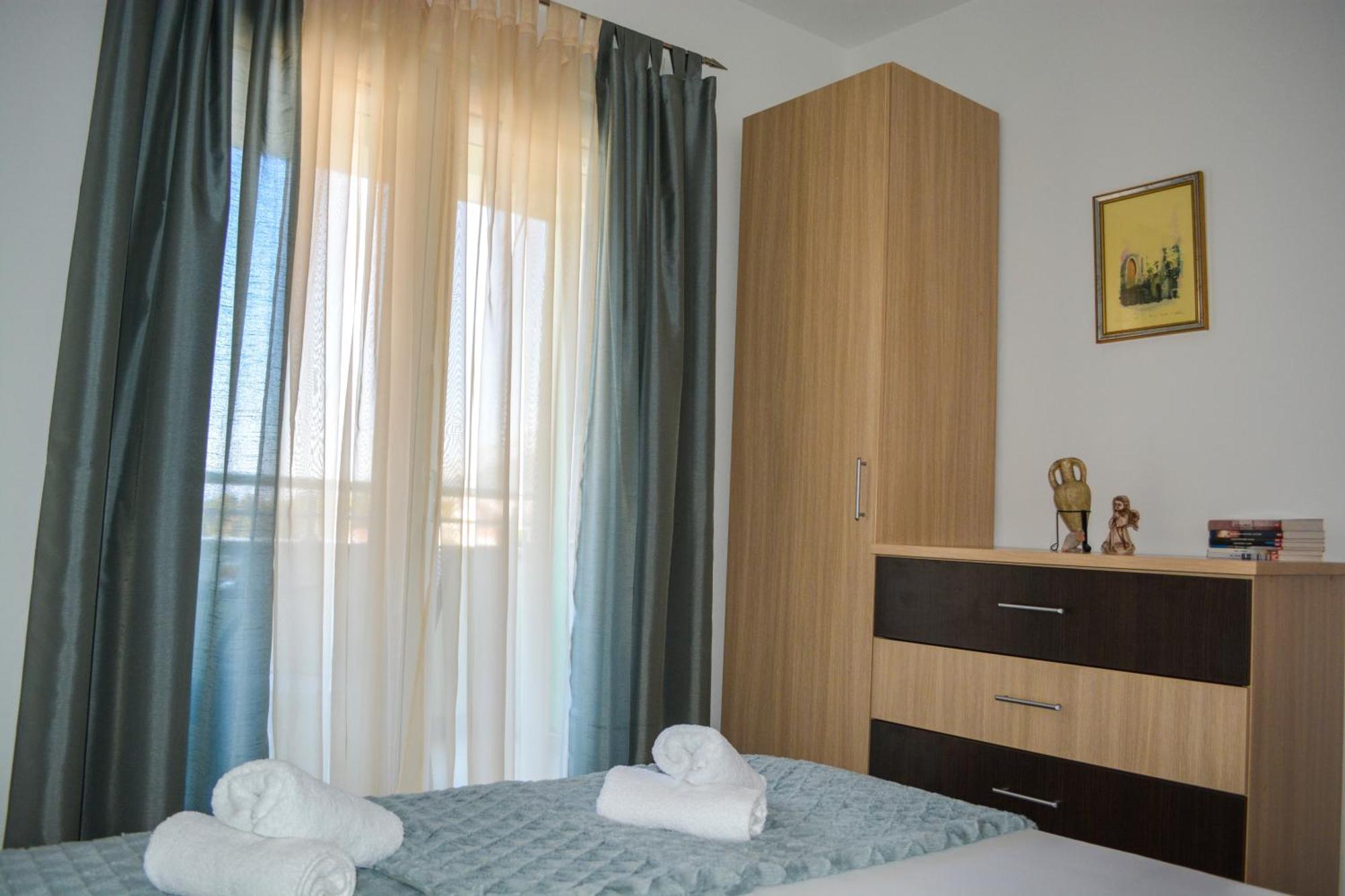 Apartment Sopta Макарска Екстериор снимка