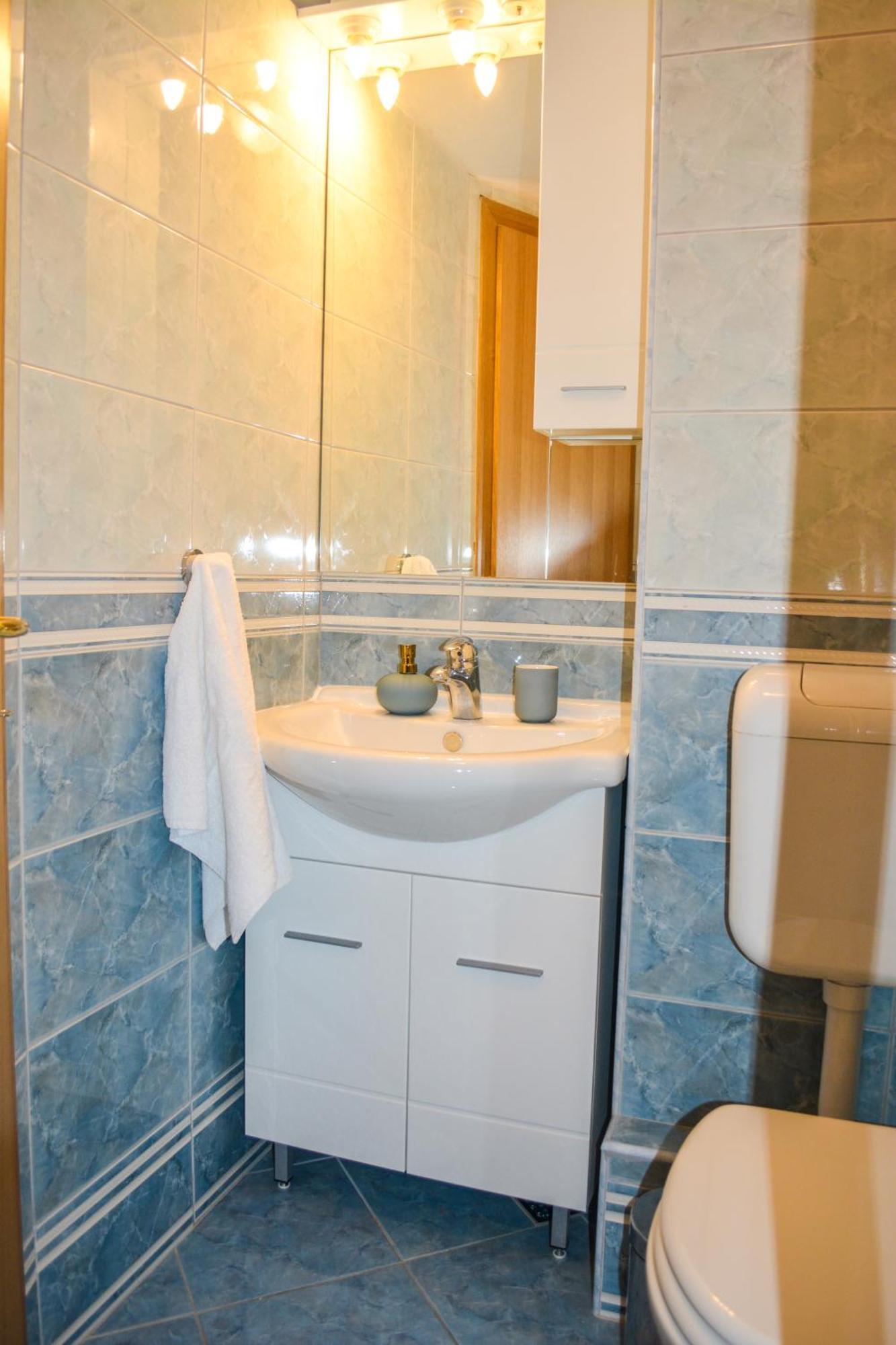 Apartment Sopta Макарска Екстериор снимка