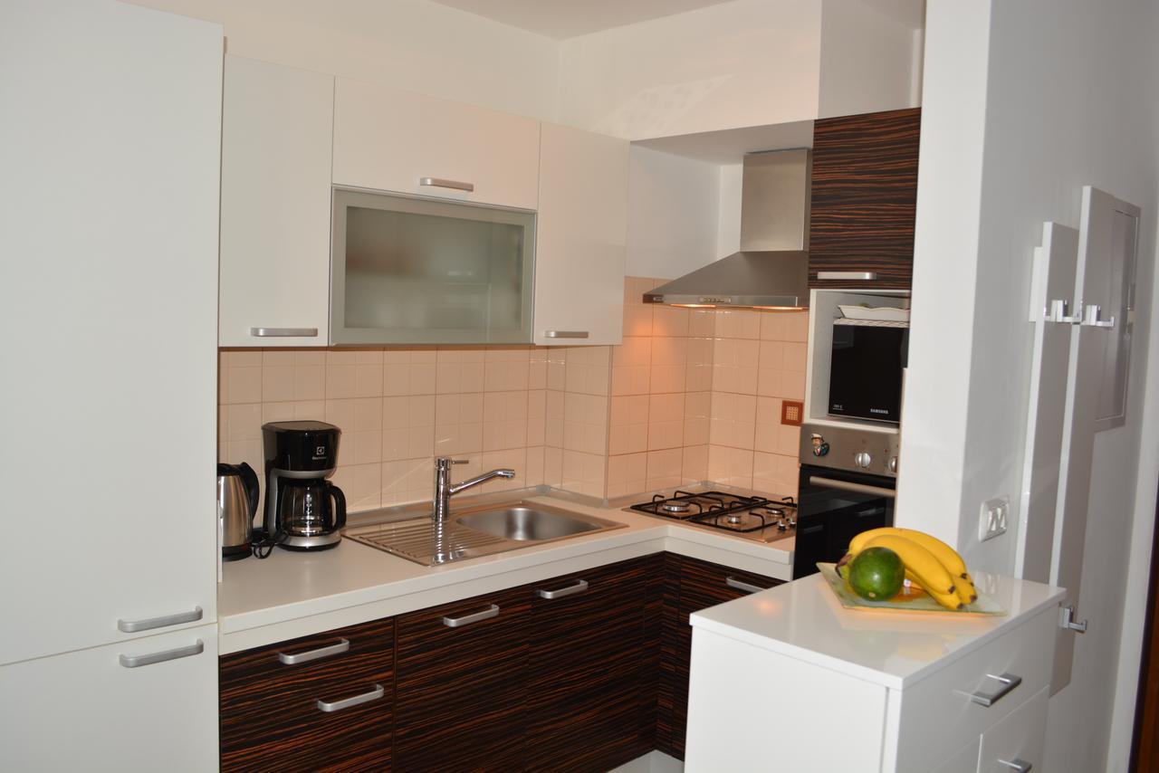 Apartment Sopta Макарска Екстериор снимка